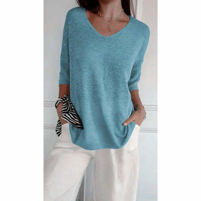 Women's Solid Long Sleeve V-Neck Knitwear