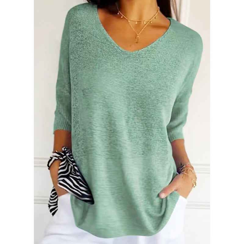 Women's Solid Long Sleeve V-Neck Knitwear
